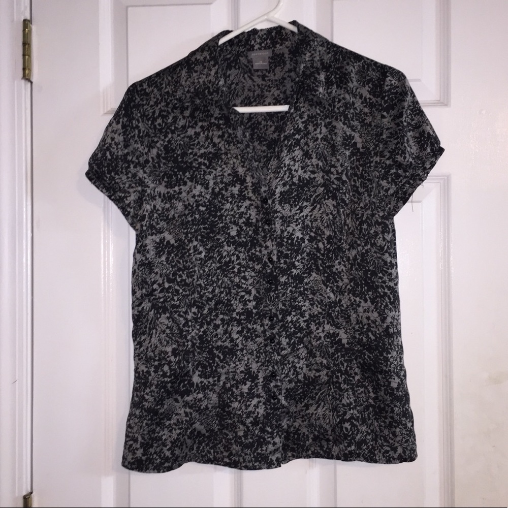 ANN TAYLOR button up blouse